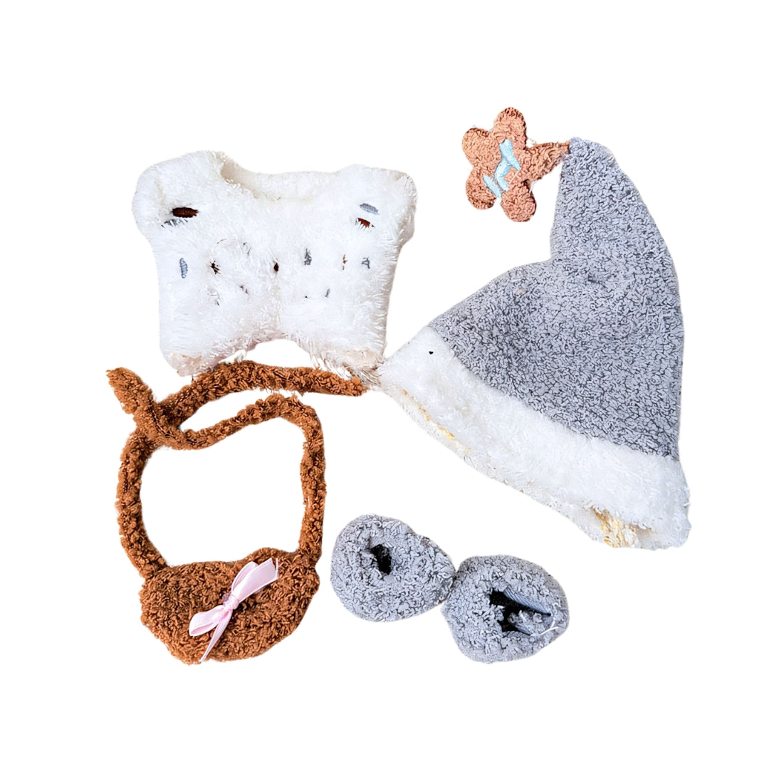 Labubu Doll Clothes Cozy Pajama Set with Star Hat and Fuzzy Jumpsuit Dreamy Winter Loungewear Style